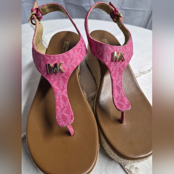 Michael Kors Pink Logo Laney Thong Espadrille Wedge Sandals Size 7.5 - Picture 5 of 12